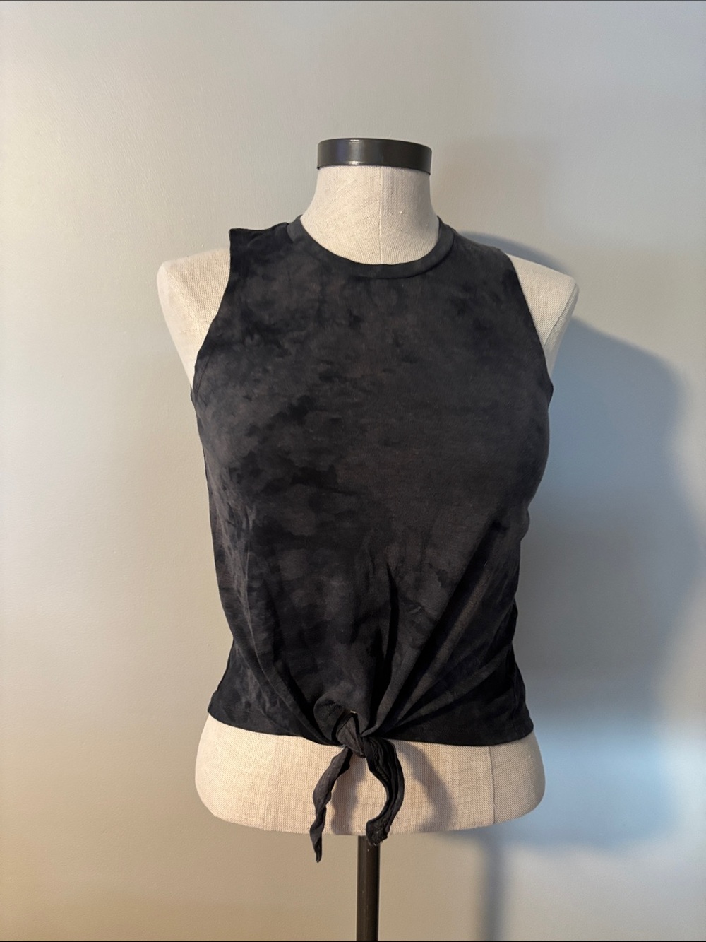 Fifth Sun Black Tie-Front Tank Top